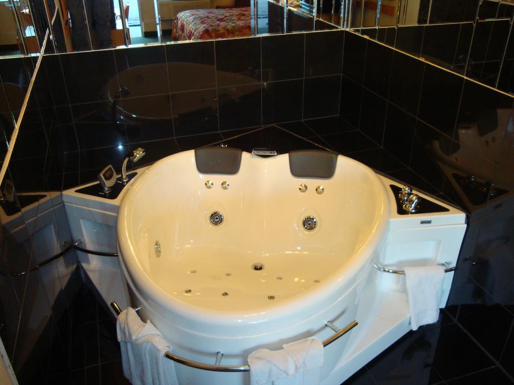 Grand Rapids Inn Wyoming Phòng bức ảnh