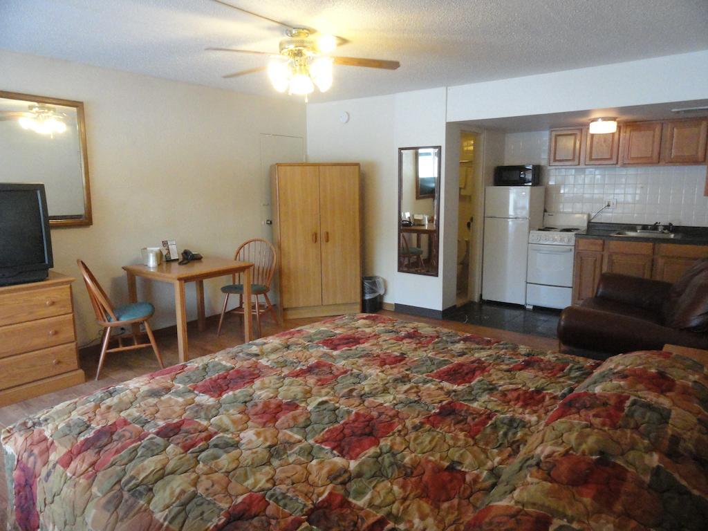 Grand Rapids Inn Wyoming Ngoại thất bức ảnh
