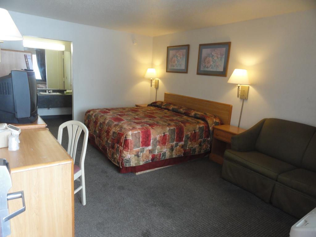 Grand Rapids Inn Wyoming Ngoại thất bức ảnh