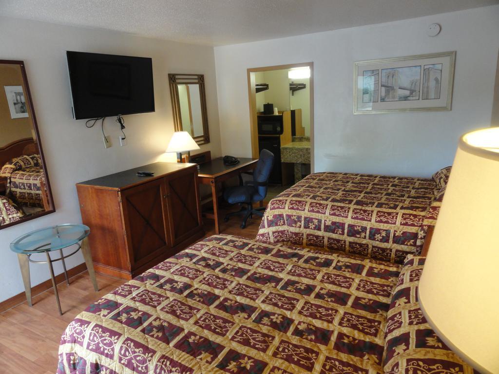 Grand Rapids Inn Wyoming Ngoại thất bức ảnh