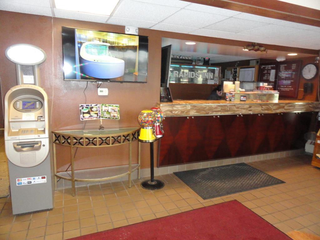 Grand Rapids Inn Wyoming Ngoại thất bức ảnh